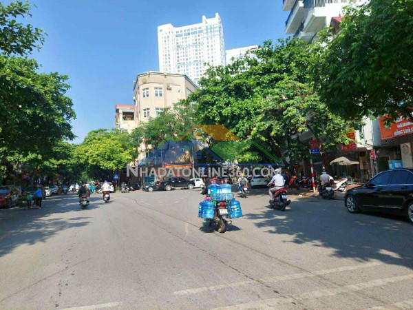 Bán nhà mặt phố ngọc lâm, 60m, mặt tiền 5m, vỉa hè rộng, kinh doanh ngày đêm
