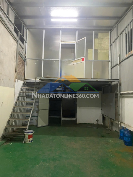 Cho thuê nhà 95m2 (dtsd 140m2) có điện 3 pha, mặt tiền đường...