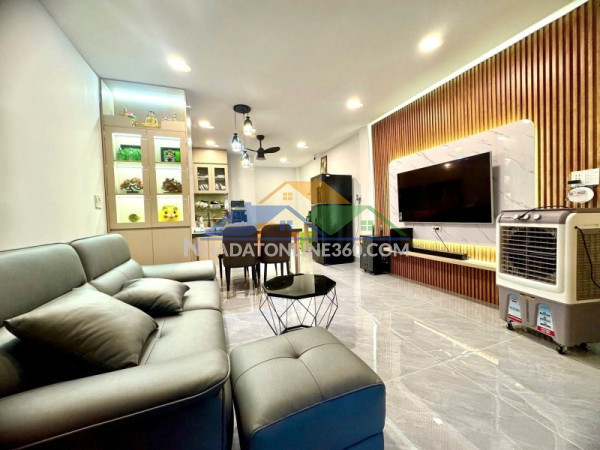 Bán nhà đường 102, tăng nhơn phú a, q.9, tp hcm. dt 56m2, 2 tầng, 2pn. sổ hồng, giá 6.3 tỷ.