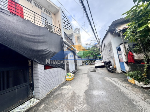 Bán nhà 2 tầng linh trung thủ đức – hẻm xe hơi gần hoàng diệu 2 & đh ngân hàng – sổ riêng, 40m², giá chỉ 4.7 tỷ!