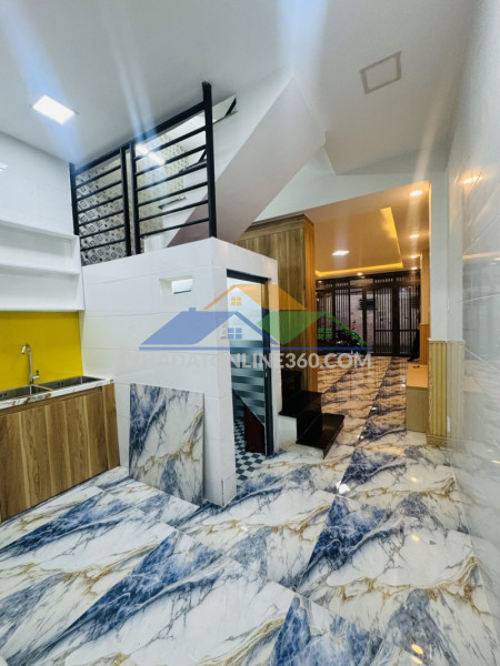Bán nhà 3 tầng 42m2 nở hậu 4 pn 3 wc sát trung tâm quận 1,5 nhà mới dọn vào ở