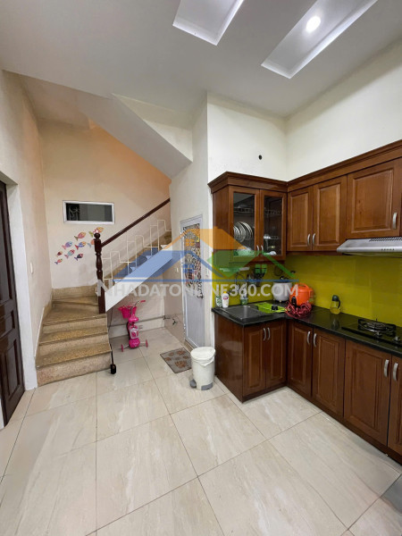 Cho thuê nhà nguyên căn mới 230 định công thượng, 2 tầng x 25m2, 2pn, 7 triệu