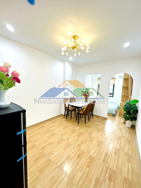 Cho thuê 1pk 1ngủ đẹp thoáng cửa sổ giá rẻ tại 110 trần duy...