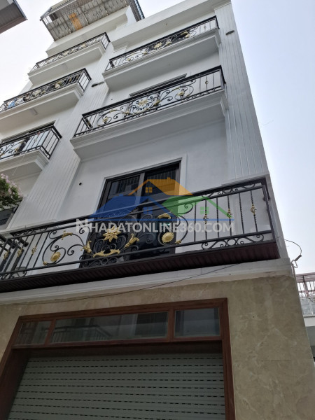 Nhà đẹp thụy phương - dt33m2 - 5 tầng - giá 6 tỷ - ngõ gần ô tô thông thoáng