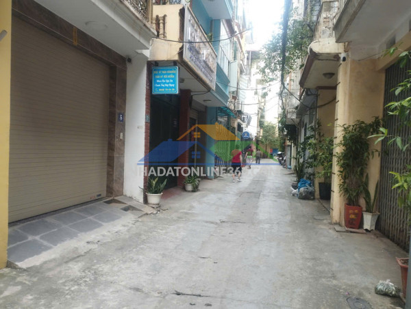 Nhà phân lô đẹp chính chủ cần bán - giá tốt - vị trí đẹp...