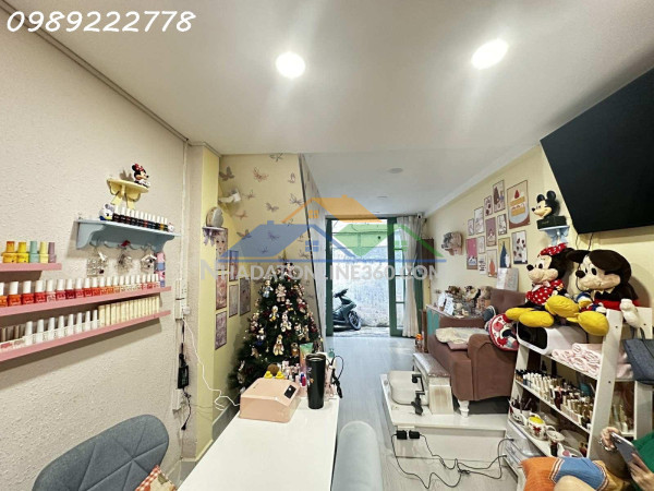 Bán nhà hẻm nhựa 8m -  huỳnh văn bánh - p.13  - ôtô tránh thông hoàng sa - 4 tầng vuông vức 74m2. mt 49