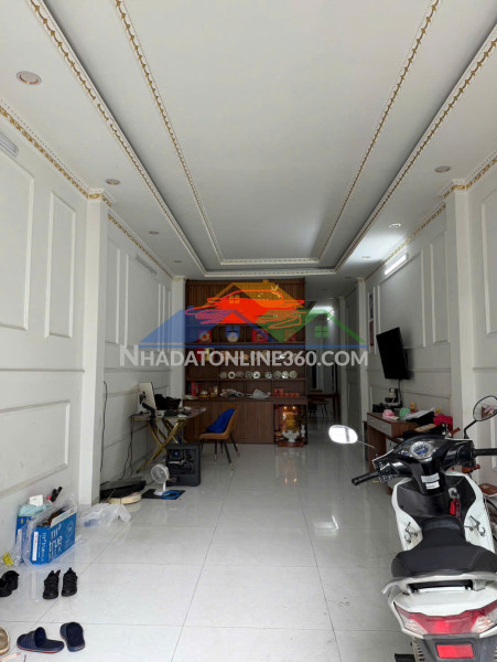 Bán nhà đẹp 3 tầng cù lao ngọc hiệp hòa,đường nhựa 2 ô tô,gần aeon mall Bán nhà đẹp 3 tầng cù lao ngọc hiệp hòa,đường nhựa 2 ô tô,gần aeon mall