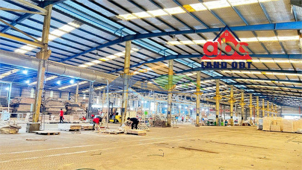 Nhà xưởng sản xuất lâu dài, khung thép cho thuê bàn giao hoạt động nhiều ngành nghề