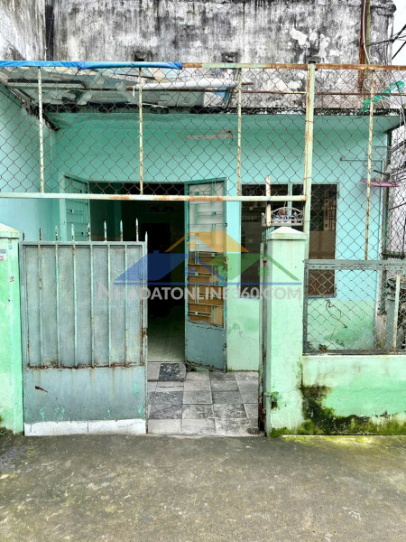 Nhà 2 lầu gần chợ rạch ông nguyễn thị tần p.chánh hưng (p2q8)