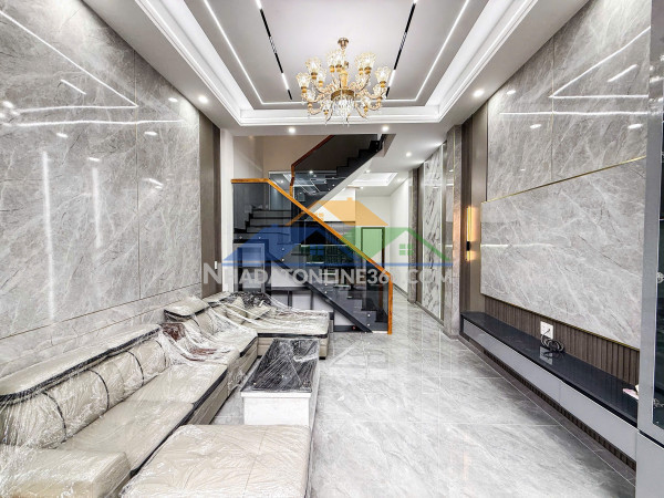 Bán nhà 1 trệt 1 lầu p.biên hòa,shr đường nhựa 2 ô tô,gần ca p.biên hòa