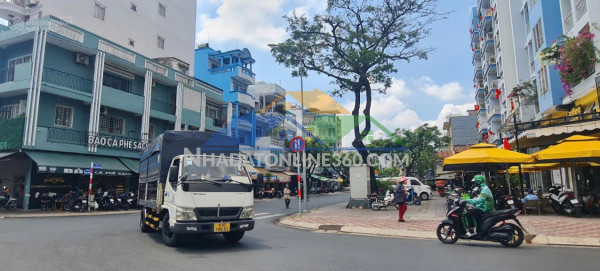 Bán nhà mặt tiền nguyễn văn của quận 8, ngang khủng 4.5x20m - chỉ 15 tỷ. sát cầu chà và