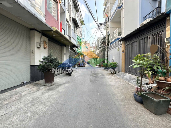 Căn góc - nguyễn công hoan - phú nhuận - chính chủ bán 8.8 tỷ - nhà 5 tầng hoàn công đủ - tl