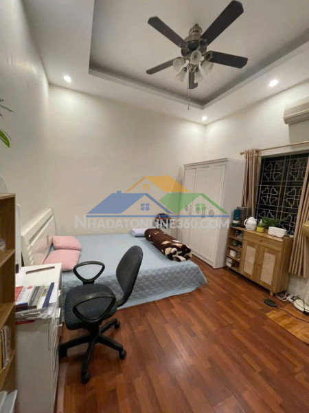 Cho thuê nhà nguyên căn ngõ 260 phố vọng, 25m2 × 4 tầng, gồm 2 phòng ngủ, 2wc, 9 triệu