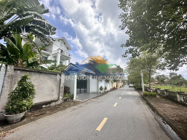 Bán đất ỷ lan, 110m, chỉ nhỉnh 8 tỷ. ô tô tải đánh võng, kinh doanh đỉnh.