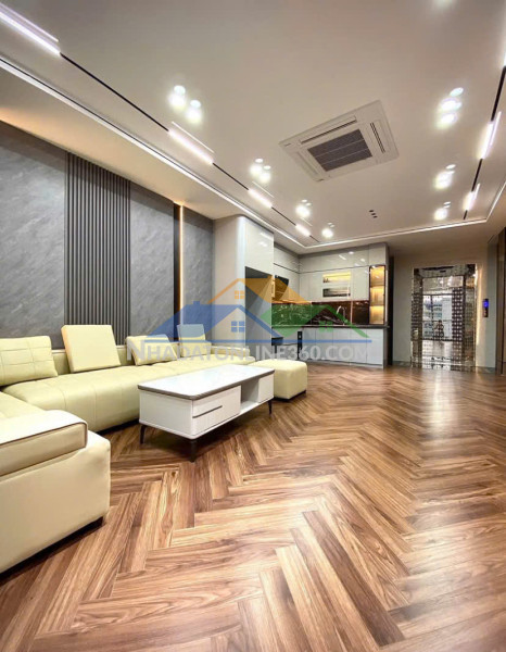 *bán gấp- căn 6 tầng thang máy_ sát cv hoà bình/ ngoại giao đoàn- dt 35m x 6 tầng- mặt ngõ thông- hơn 8 tỷ