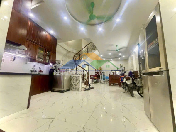 Hơn 7 tỷ có ngay nhà ở mậu lương 48m_ mặt tiền khủng _ gần chợ mậu lương_ ôtô đỗ cách nhà 50m