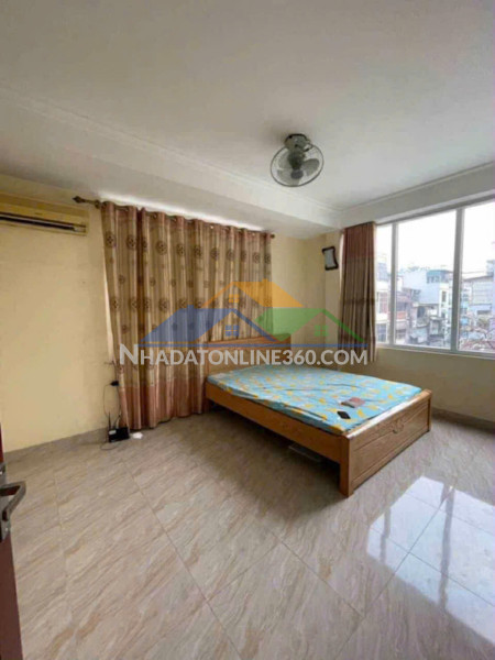 Cần cho thuê phòng tầng 5 ngõ gần 430 bạch mai, 4,3 triệu/tháng