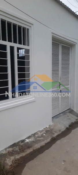 Bán nhà 2 mặt hẻm trước sau thôn đắc lộc - bắc nha trang (vĩnh phương) 
- diện tích 82.6m2 full ont
- ngang 5m. hướng đông bắc và tây nam
- hẻm betong rộng