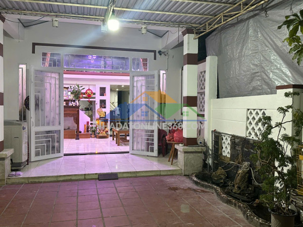 Nhà vị trí đẹp - giá tốt cần bán nhanh căn nhà cấp 4 gác lửng kiên cố tại tp. hội an, quảng nam.