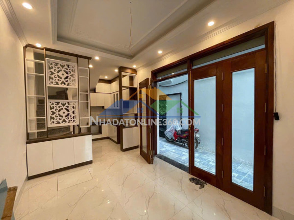 Tt bộ công nghiệp, dốc thọ lão, 50m/200m, tầng 4, mặt tiền 5m,...