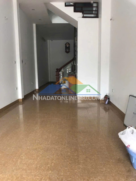 Cho thuê nhà nguyên căn mặt phố định công thượng 50m² x 6 tầng 25 triệu