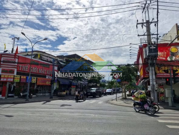 Bán nhà mặt tiền 2500m2 giá 170 tỷ nguyễn ảnh thủ