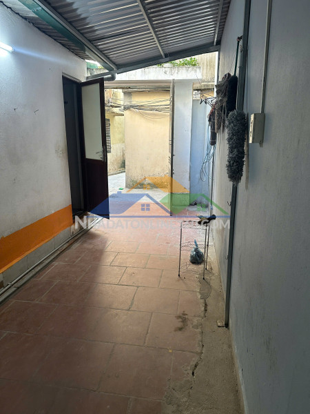 Cho thuê nhà phố đường láng 56m2 mặt tiền 3.5m x 2 tầng, 2 ngủ, 9 triệu