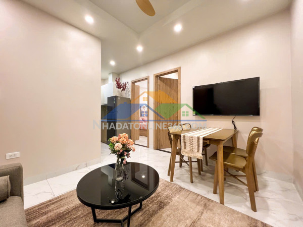 Cho thuê căn 2pn 1pk cực đẹp full đồ tại ngõ 279 đội cấn, ba...