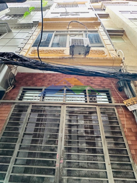 Cầu giấy dt 21m x4 tầng giá 6,1 tỷ ngõ thông,15m ra ô tô,dân xây