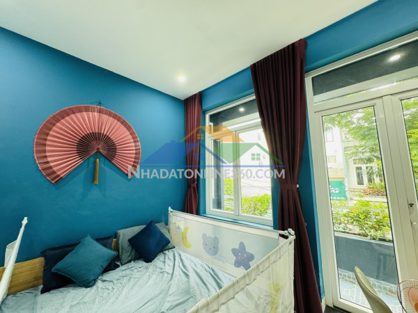 Bán nhà 3 tầng homestay full nội thất cao cấp khu an thượng gần biển mỹ khe