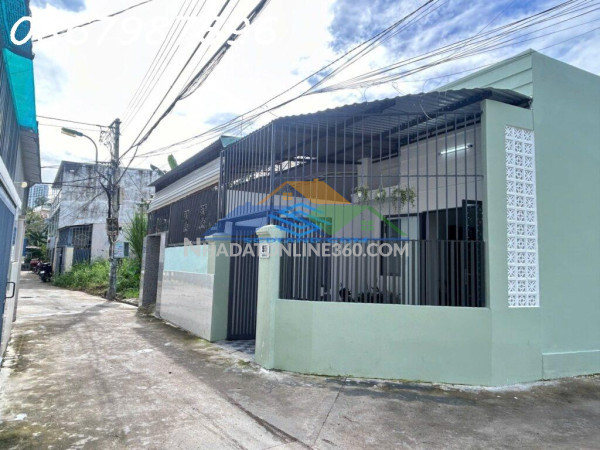 Bán căn nhà cấp 4 lô góc 2 mặt tiền đường đặng lộ, vĩnh hải, nha trang