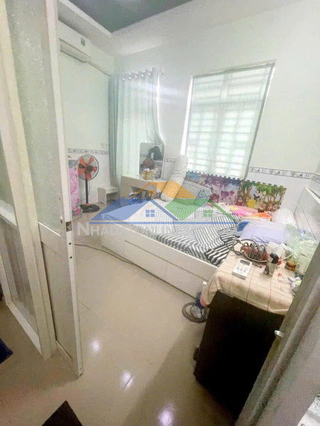 Nhà 4 tầng hẻm bùi minh trực p. bình đông. giá 5,5 tỷ tl