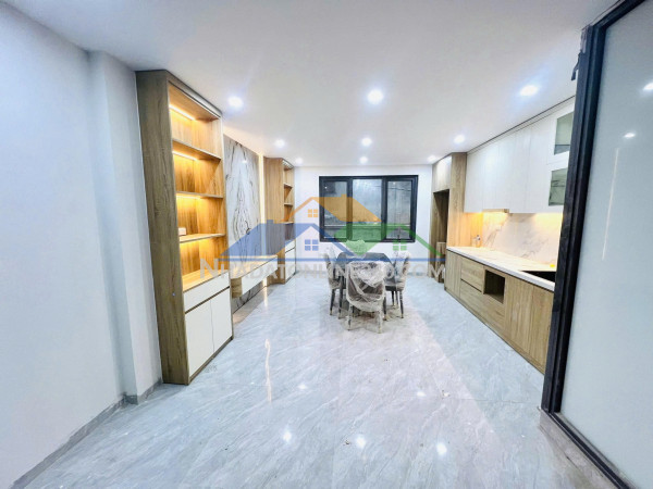 Bán nhà mới đẹp thái hà, đống đa - 37m² x 7t thang máy - gần phố - full nội thất - giá 18.8 tỷ