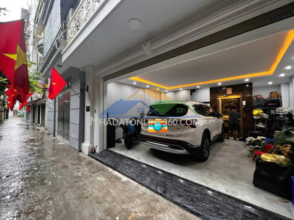 Bán nhà phân lô bàn cờ hoàng văn thái - lô góc - gara 2 ô tô 55m...