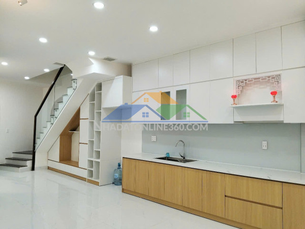 ???? nhà 2 tầng mới – full nội thất – kiệt ô tô cmt8 – chỉ 3,45 tỷ!