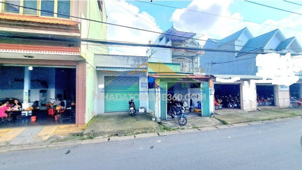 Nhà mặt tiền quốc lộ 22 hóc môn 115m2 4 tỷ 850 không qh lộ giới.