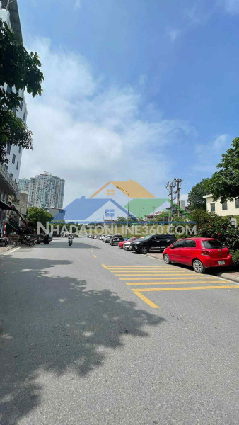 Bán toà nhà apartment ngọc thuỵ, 2 sàn văn phòng + 15 căn hộ khép kín, dòng tiền 130tr/tháng