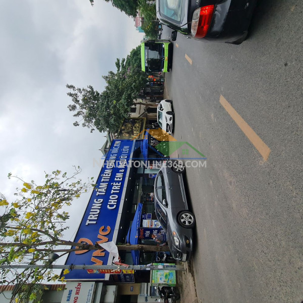 Mặt tiền 7m! bán nhà 111m2 trục chính đông dư. kinh doanh, làm vp. sổ sẵn. 11.x tỷ. lh 0989894845