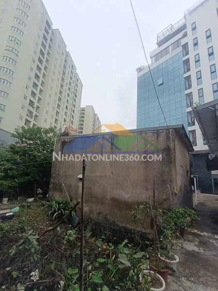 Bán căn nhà cung cấp 4 phố đại từ, căn góc, 2 bên ngõ xe con, 47m, nhỉnh 9 tỷ