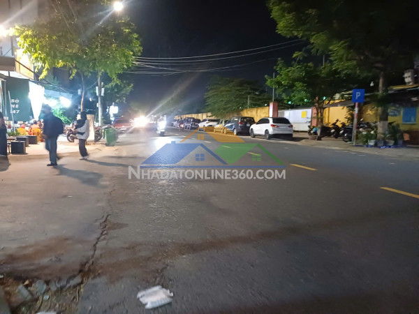 Nhà 2.5 tầng – trung tâm hải châu – 3 phòng ngủ – ở ngay – giá chỉ 7 tỷ