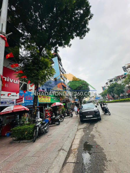 Ngọc lâm bán nhà 5 tầng  full nội thất - ngõ thông nở hậu tài lộc chỉ nhỉnh 8 tỷ