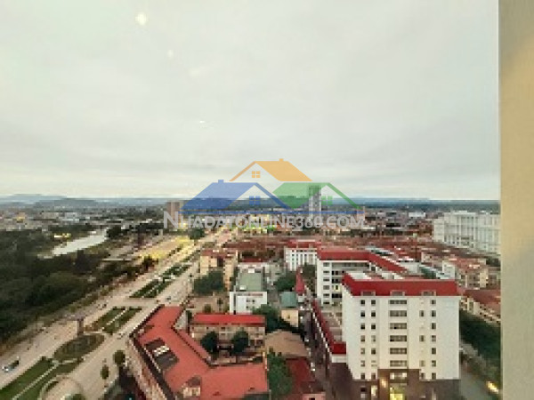 Cho thuê nhà  ở, kinh doanh, làm văn phòng đều được - gần kđt...