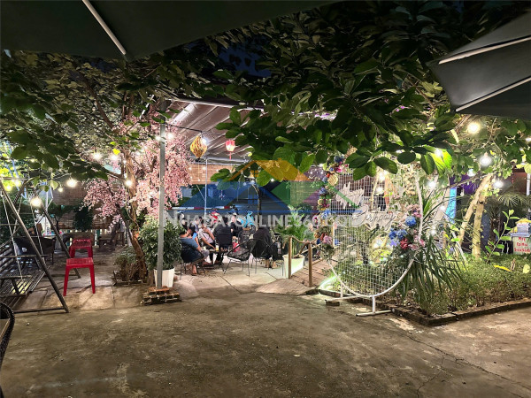 Mặt bằng đẹp- giá tốt cần sang nhượng nhanh quán coffe đang...