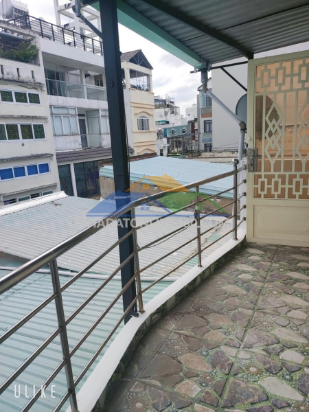 Bán nhà quận 3 hxh 65m2 2 tầng ngang 4.7m 3 pn sat mt trần quang diệu gấp bán 9.5 tỷ.