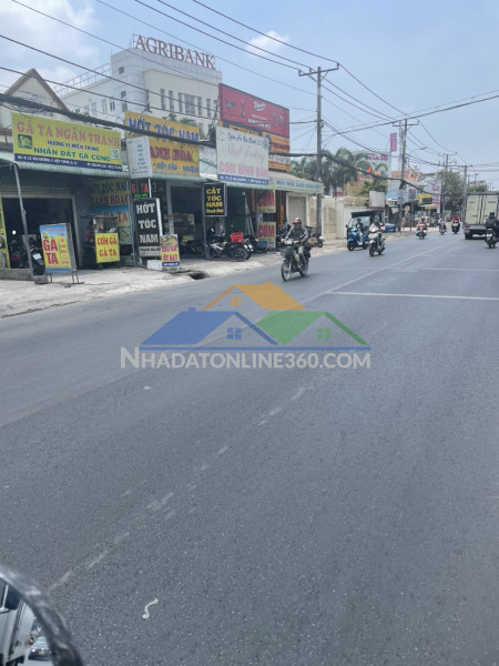 Bán mặt tiền 20x50m giá 80 tỷ lê văn khương, q12