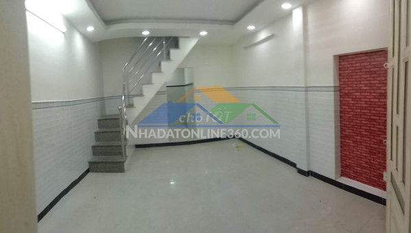 Cần bán gấp nhà đường lương văn can, quận 8 - nở hậu.