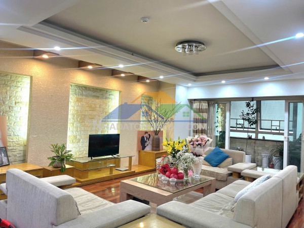 ???? siêu rộng, chung cư 57 láng hạ, đống đa 200m2 4pn+3wc, sđcc, chỉ 16.8 tỷ ????