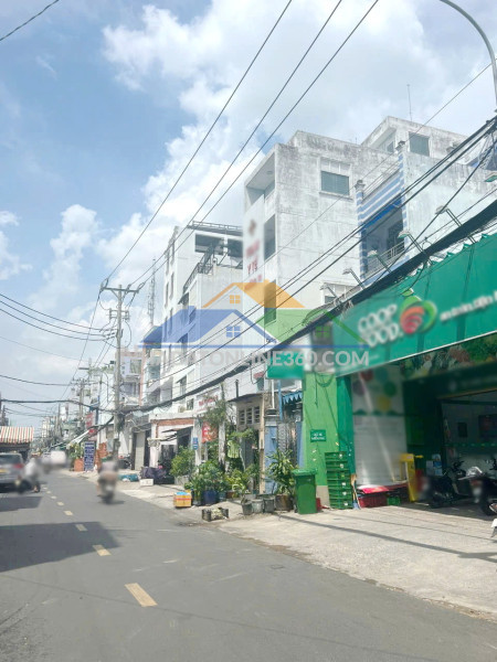 Nhà góc 2 tầng nở hậu l 5.2m mặt tiền ba đình p10q8. 7.8 tỷ