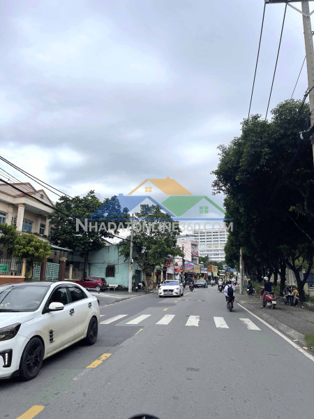 Siêu hiếm! nhà mặt tiền kd siêu đỉnh linh chiểu thủ đức – 3 tầng, ngang khủng 8.6m chỉ 4 tỷ nhỉnh.