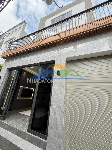 Bán nhà hẻm trần xuân soạn q7, 43m2, 3 tầng, 6.2 tỷ, sổ hồng riêng, gần chợ, trường học!